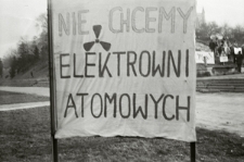 Transparent wiecu antyatomowego