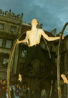 Artysta teatru "Albatros" na II Nocy Świętojańskiej w Lublinie