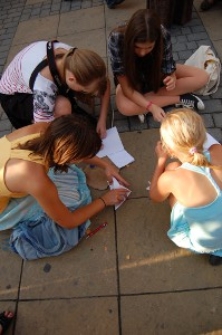 Gra miejska "Podchody z poetką"