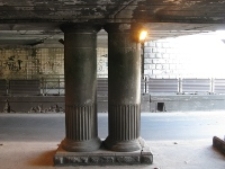 Wiadukt kolejowy w Lublinie, kolumny