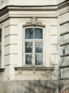 Dawny Pałac Chrzanowskich w Lublinie, obramienie okna