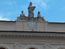 Budynek Towarzystwa Kredytowego Ziemskiego w Lublinie, zwieńczenie budowli