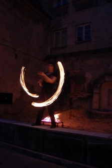 Pożar miasta 2011 - fireshow na Placu Zamkowym
