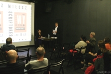 Wykład Jarosława Cymermana "Kr&oacute;l Litewski i Brat Straszny, czyli o tym, jak dwaj poeci najechali Warszawę, planowali "Zmowę" i wyskakiwali do sąsiednich delikates&oacute;w. J&oacute;zef Czechowicz - Czesław Miłosz. Spotkania" podczas promocji Scriptores Nr 41 "Miłosz w Lublinie"