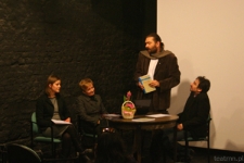 Sławomir Żurek otwiera promocję książki Anny Jeziorkowskiej-Polakowskiej "Pieśni zaklęte w dwa języki&hellip; O kołysankach polskich, żydowskich i polsko-żydowskich (1864-1939)"