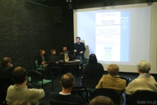 Jakub Malik omawia książkę Anny Jeziorkowskiej-Polakowskiej "Pieśni zaklęte w dwa języki&hellip; O kołysankach polskich, żydowskich i polsko-żydowskich (1864-1939)"