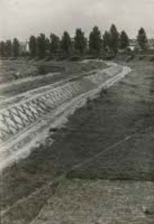 Budowa wału obronnego przy Bystrzycy w Lublinie, widok po wykonaniu. Fotografia