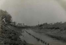 Regulacja rzeki Czech&oacute;wki na wysokości Rynku Wieniawskiego w Lublinie. Fotografia