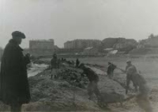 Prace przy regulacji rzeki Czech&oacute;wki w Lublinie. Fotografia