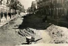 Prace ziemne na ulicy Lubartowskiej w Lublinie. Fotografia