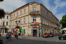 Kamienica przy ulicy Staszica 2 (róg z Krakowskim Przedmieściem) w Lublinie