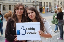 "Lubię Poezję" - akcja na Placu Litewskim