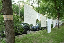 Poetyckie Pranie - akcja przed II LO podczas Festiwalu Miasto Poezji 2012