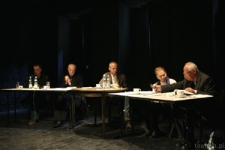 "Misterium Wiersza" - spotkanie z Ryszardem Krynickim, Julią Hartwig, Tomaszem R&oacute;życkim i Piotrem Matywieckim, prowadzenie Paweł Pr&oacute;chniak