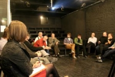 Dyskusja podczas drugiego dnia THATCamp
