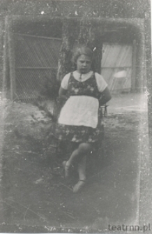 Krystyna Mandelbaum (Modrzewska) w dzieciństwie