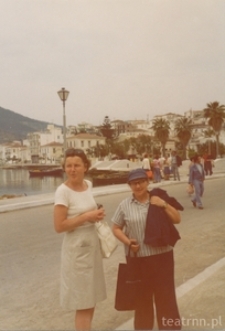 Krystyna Modrzewska ze znajomą w Grecji