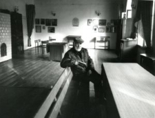 Symcha Wajs w Izbie Pamięci Żyd&oacute;w Lubelskich w listopadzie 1989 r.