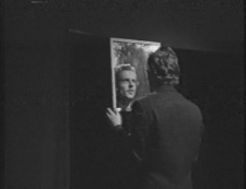 Jerzy Rarot podczas przedstawienia "Węd&oacute;wki niebieskie"