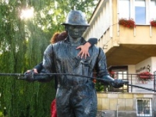 Spektakl podczas festiwalu Śladami Singera w Biłgoraju