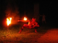 Fire Show podczas festiwalu Śladami Singera w Biłgoraju