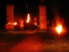 Fire Show podczas festiwalu Śladami Singera w Biłgoraju