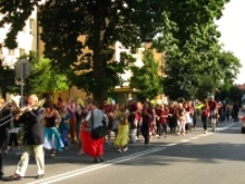Korowód festiwalu Śladami Singera w Biłgoraju