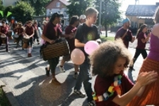 Korow&oacute;d festiwalu Śladami Singera w Biłgoraju