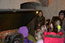 Zaczarowany Lublin 2013 - Dzieci z SP 25 podczas warsztat&oacute;w edukacyjnych w Lubelskiej Trasie Podziemnej