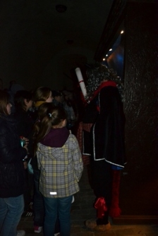 Zaczarowany Lublin 2013 - dzieci z SP 10 podczas warsztat&oacute;w edukacyjnych w Lubelskiej Trasie Podziemnej