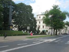 Ulica Krakowskie Przedmieście. Widok na Hotel Europa i pomnik Unii Lubelskiej