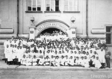 I rocznik medycyny (1944-1945), koniec zajęć z anatomii