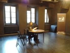 Matteo Piccin podczas wykładu w Ośrodku "Brama Grodzka - Teatr NN"