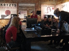 Warsztaty dla uczestnik&oacute;w konkursu "Ślady przeszłości" w Izbie Drukarstwa