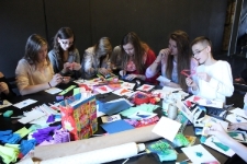 Młodzież podczas spotkania "Jedna Brama - Dwa Święta"