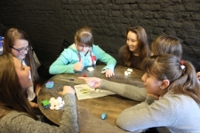 Młodzież podczas spotkania "Jedna Brama - Dwa Święta"