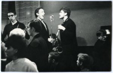 Występ zespołu "Bezimienni"