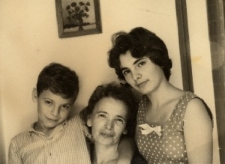 Alex Dancyg z matką i siostrą w Izraelu