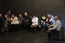 Publiczność na promocji książki "Historie z Bramy. Alex Dancyg"