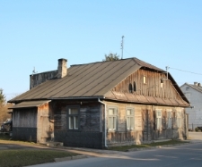 Wooden buildings on Małobrzeska Street in Łomazy