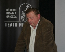 Wykład Roberta Kuwałka - projekt "Ocalić od zapomnienia - Krystyna Modrzewska".