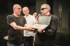 Marcin Świetlicki podczas wręczenia Nagrody "Kamień"