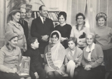 Zofia Grzesiak podczas spotkania w bibliotece