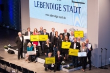 Laureaci konkursu &bdquo;Die Lebendigeste Erinnerungstadt&rdquo; (&rdquo;Najbardziej Tętniące Życiem Miasto Pamięci&rdquo;)