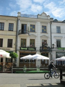 Krakowskie Przedmieście 17