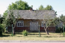 Wojsławice, wooden building