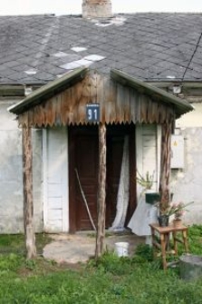 Wojsławice, dom mieszkalny, pustostan