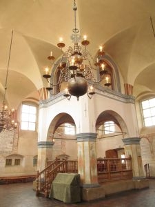 Wnętrze Wielkiej Synagogi w Tykocinie