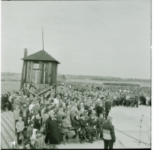 Skan Negatywu, 1 - 12 Manifestacja na Majdanku