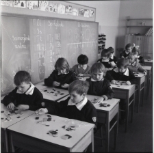 Skan Negatywu, 1 &ndash; 12 Szkoła Nr 35 w dzielnicy LSM